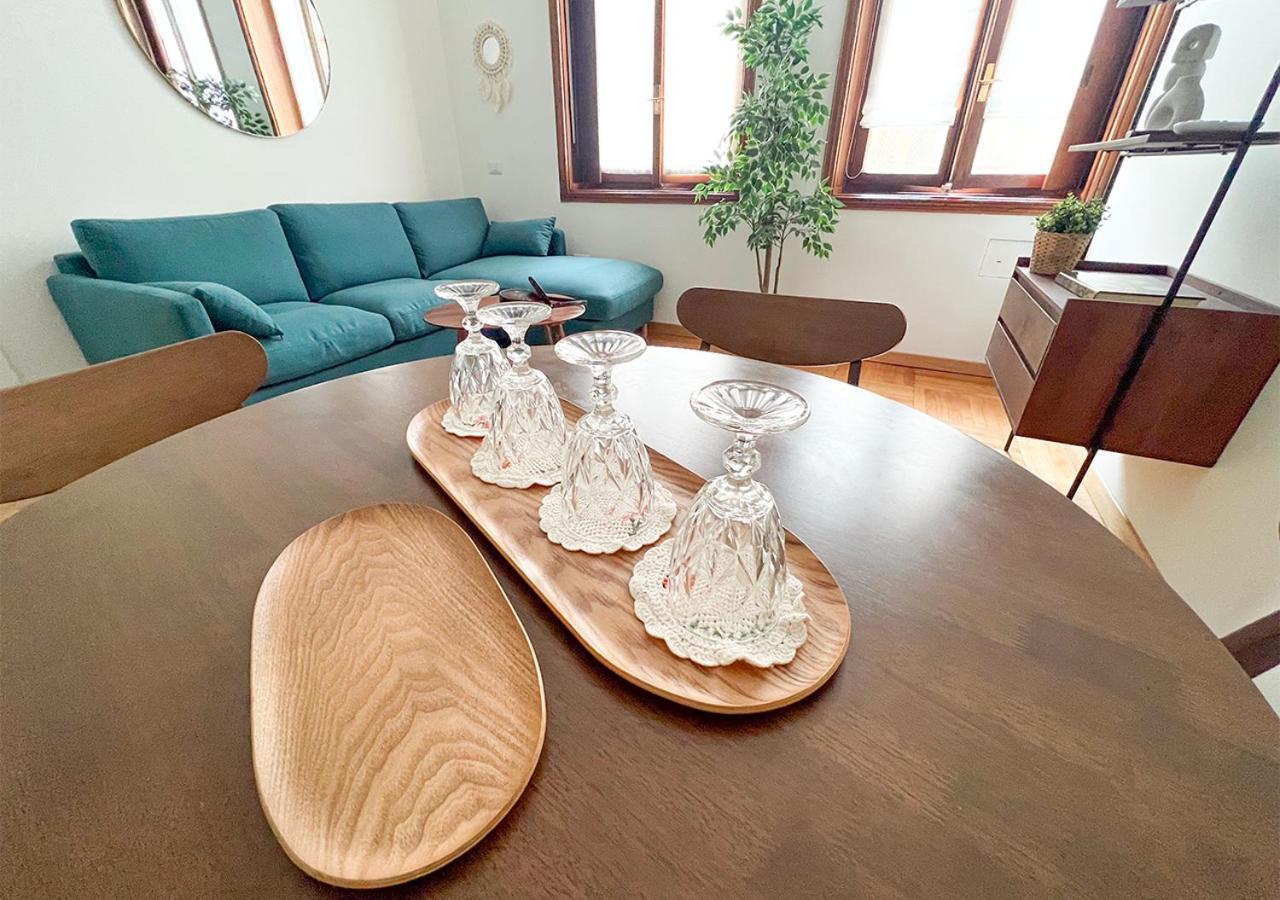 밀라노 Cozy Duomo - Elegant & Quiet, 300M From Cathedral 아파트 외부 사진